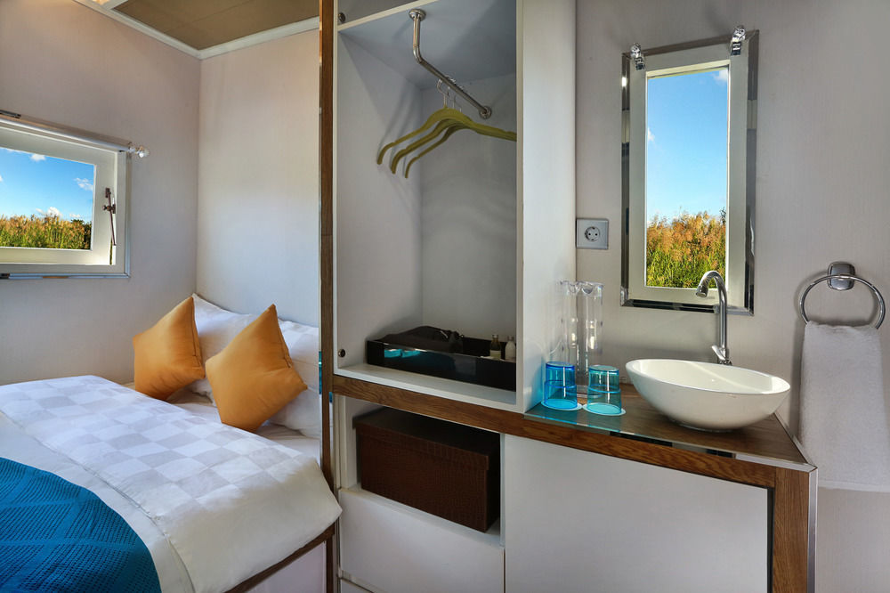 Del Nomad Caravan Park Pemuteran Eksteriør bilde